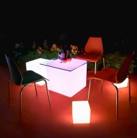 Светильник Куб 35 с питанием от АКБ, RGB Светильник Куб 35 с питанием от АКБ, RGB